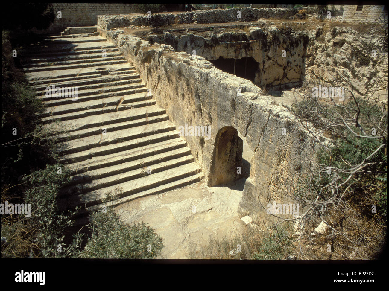 169. Tombe dei Re, roccia tombe scavate in Gerusalemme edificato nell'IST. C. AD. Dalla Regina Elena. Foto Stock