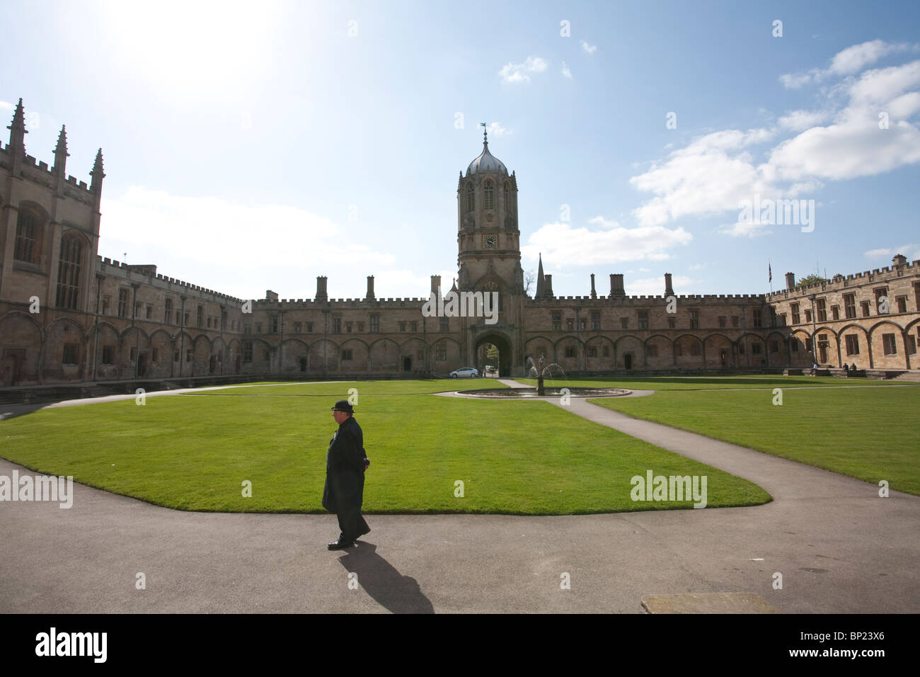 L'immagine mostra il grande quadrilatero, più comunemente nota come Tom Quad, la Chiesa di Cristo, Oxford, Inghilterra. Foto:Jeff Gilbert Foto Stock