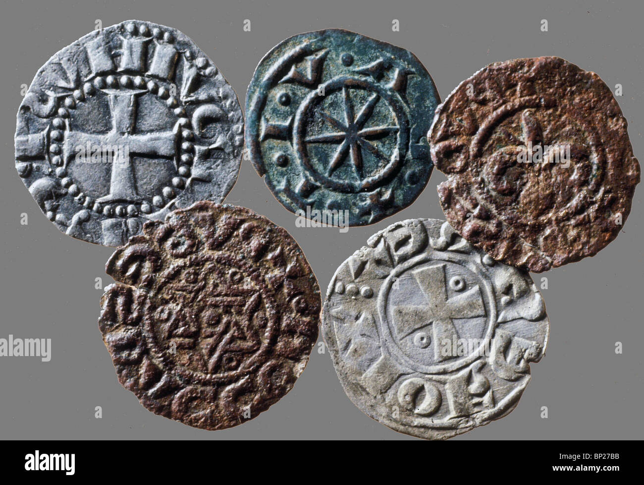 1631. Periodo dei crociati le monete emesse in Gerusalemme con i simboli dei vari Ordini Foto Stock