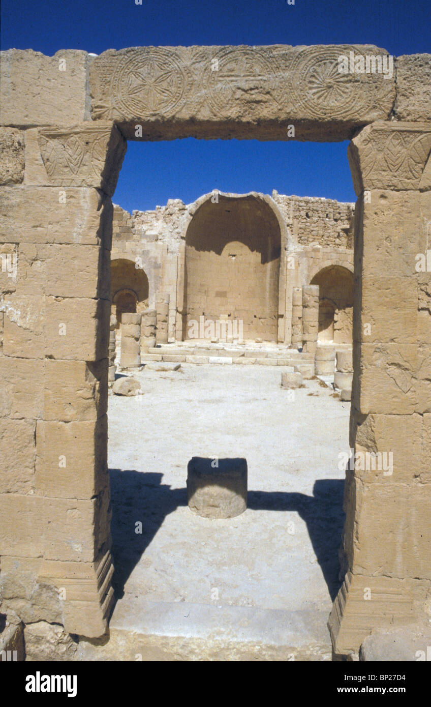 1674. SUBEITA, (SHIVTAH) - NABATEAN CITTÀ DEL NEGEV Centrale, 4TH. - 5TH. C. La chiesa bizantina Foto Stock