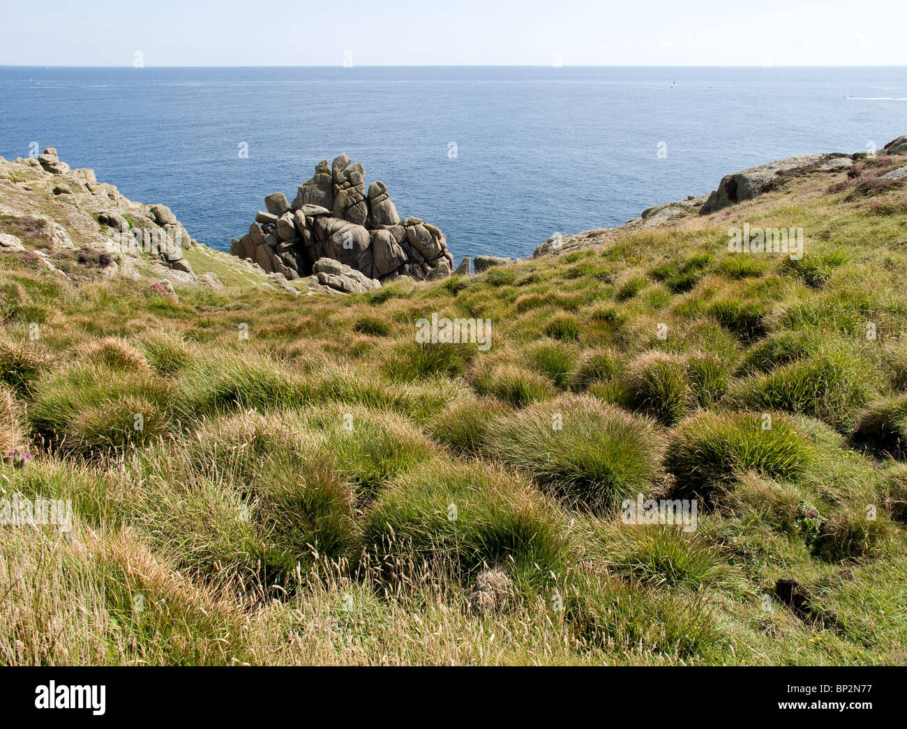 Un promontorio roccioso sulla testa Gwennap in Cornovaglia. Foto di Gordon Scammell Foto Stock