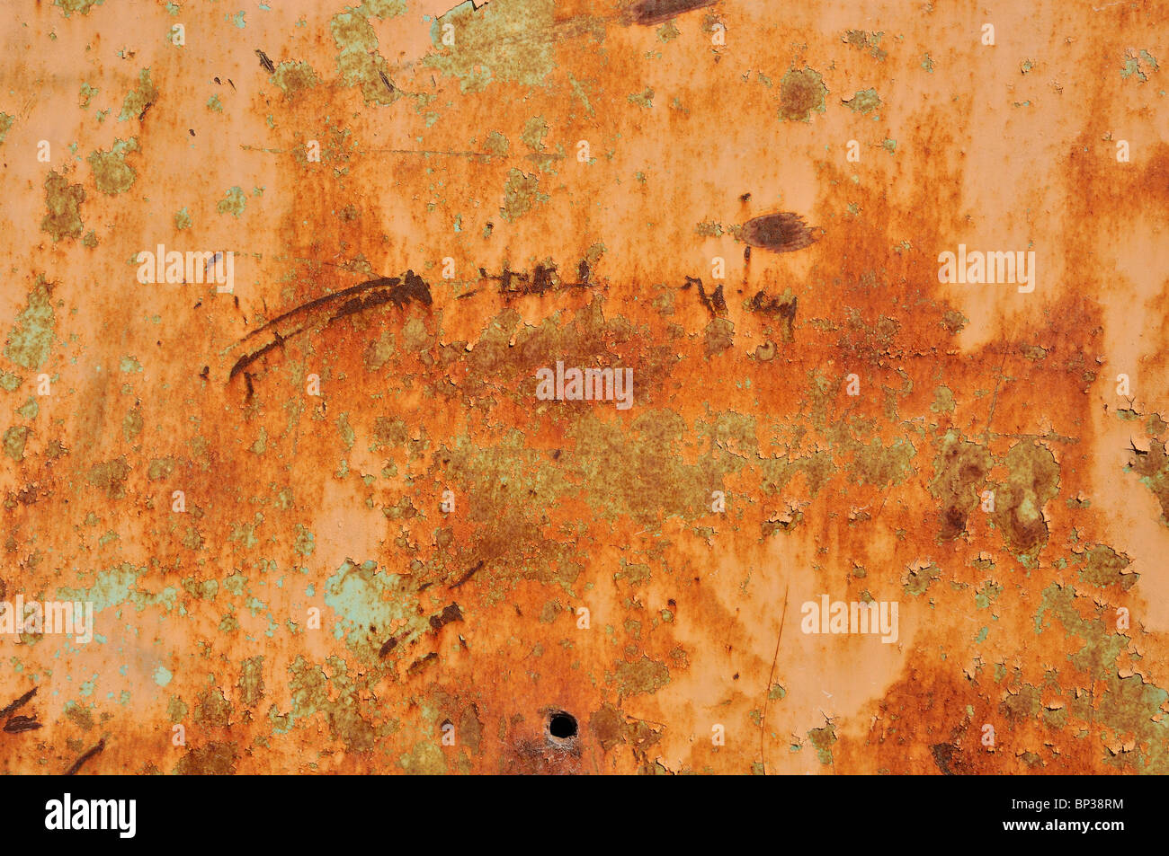 Rusty peeling superficie metallica. Abstract texture industriali. Foto Stock