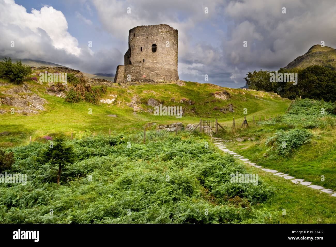 Dolbadarn Castle, Llanberis Pass, Snowdonia National Park, North Wales, Regno Unito Foto Stock