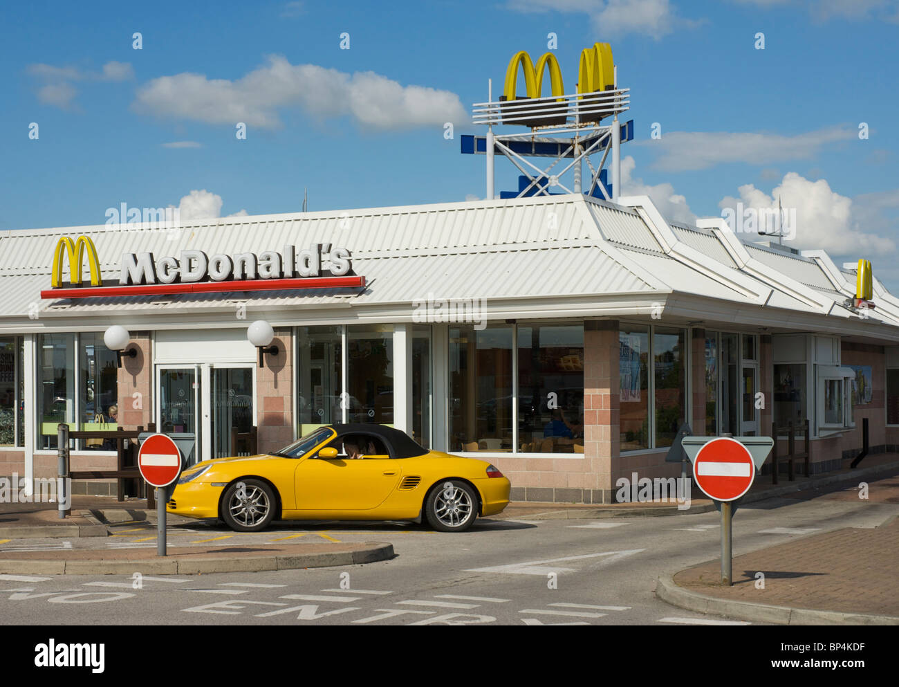 Ristorante MacDonalds, Barrow-in-Furness, Cumbria, England Regno Unito Foto Stock