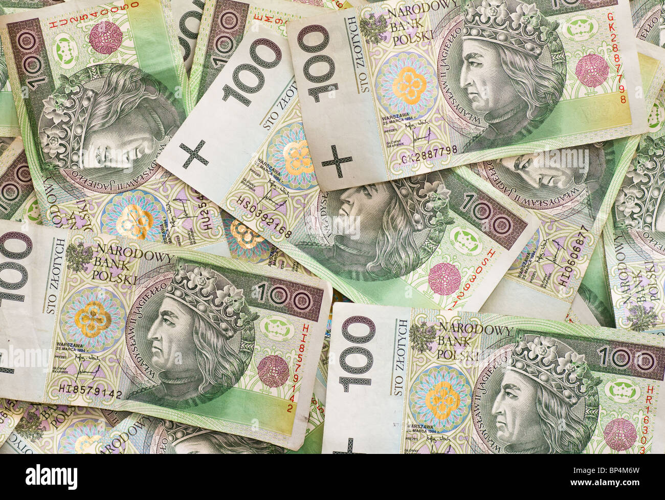 Sfondo di denaro. Banconote provenienti dalla Polonia. Consistenza finanziaria astratta. Foto Stock