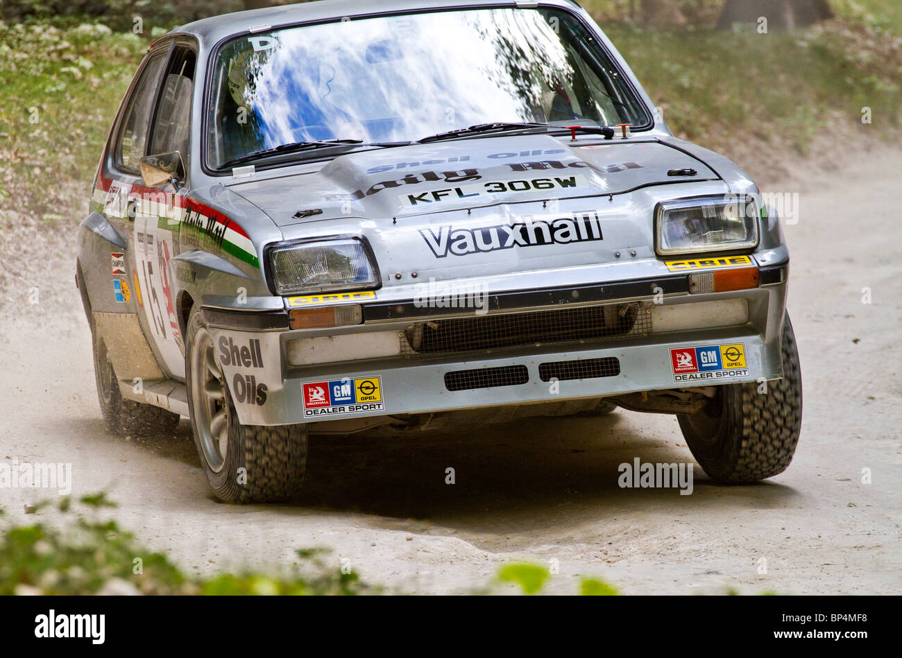 1981 Vauxhall Chevette HSR rally auto con autista Lee Kedward al 2010 Goodwood Festival of Speed, Sussex, Inghilterra, Regno Unito. Foto Stock