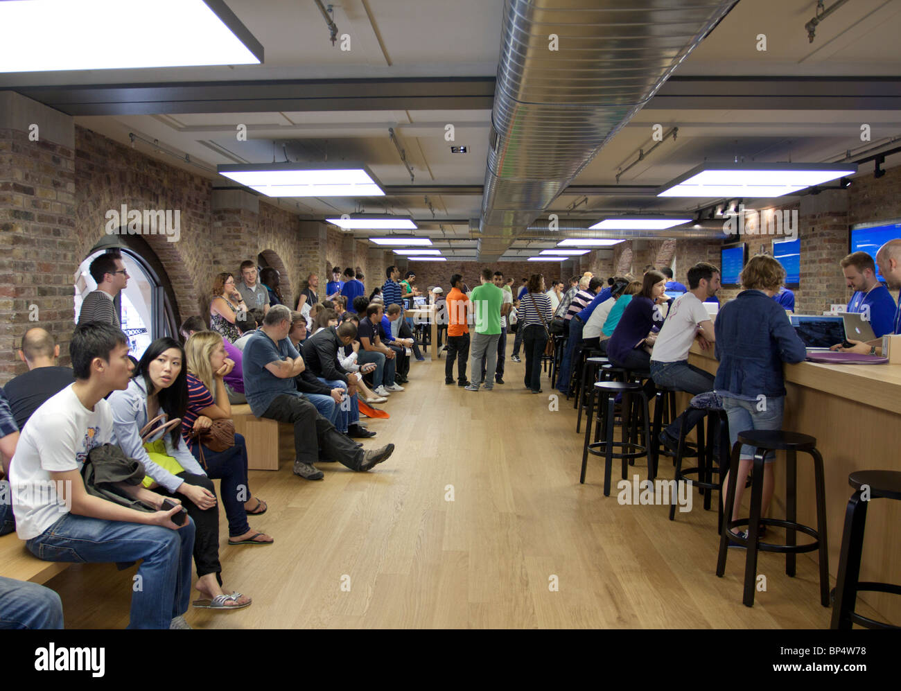 Genius Bar - Apple Store - Covent Garden - Londra Foto Stock
