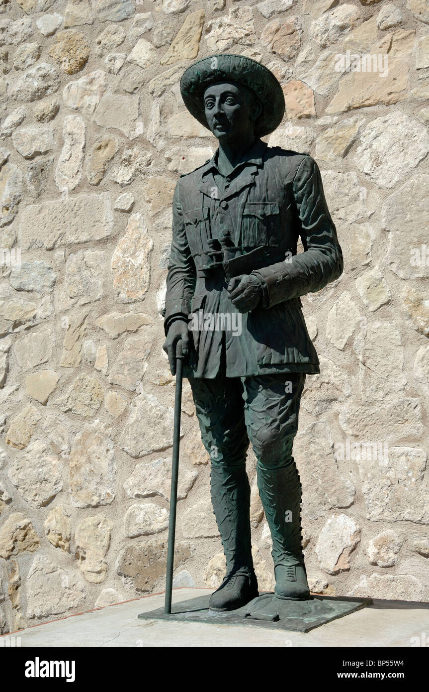 Statua del Leader fascista Generale Franco vestito in uniforme militare, Melilla Spagna Foto Stock