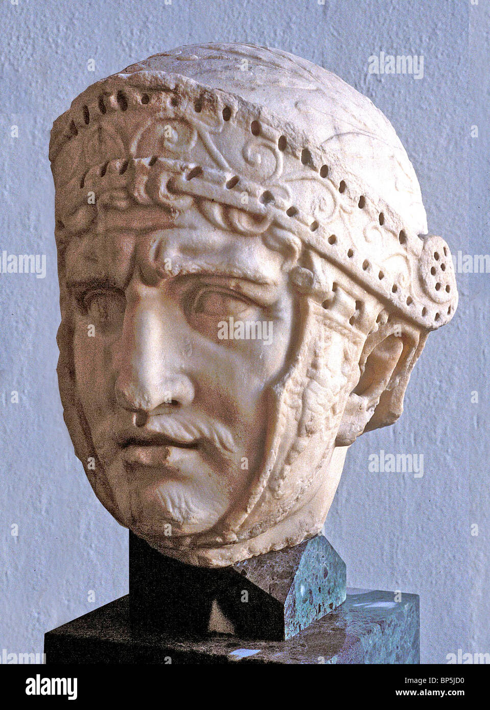3761]. Soldato Romano con casco Foto Stock