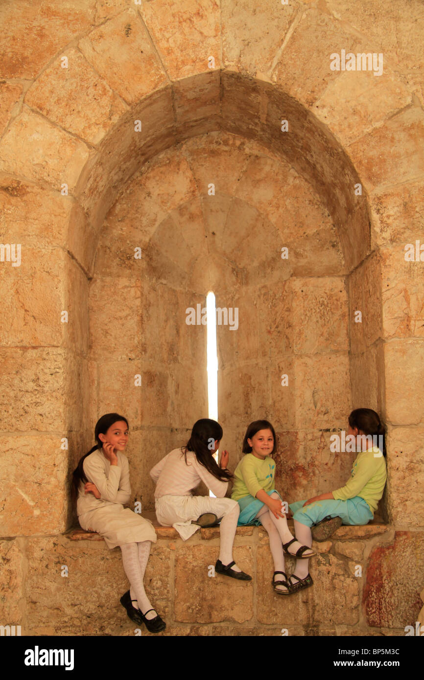 Israele, Gerusalemme la città vecchia, i bambini alla Porta di Jaffa Foto Stock