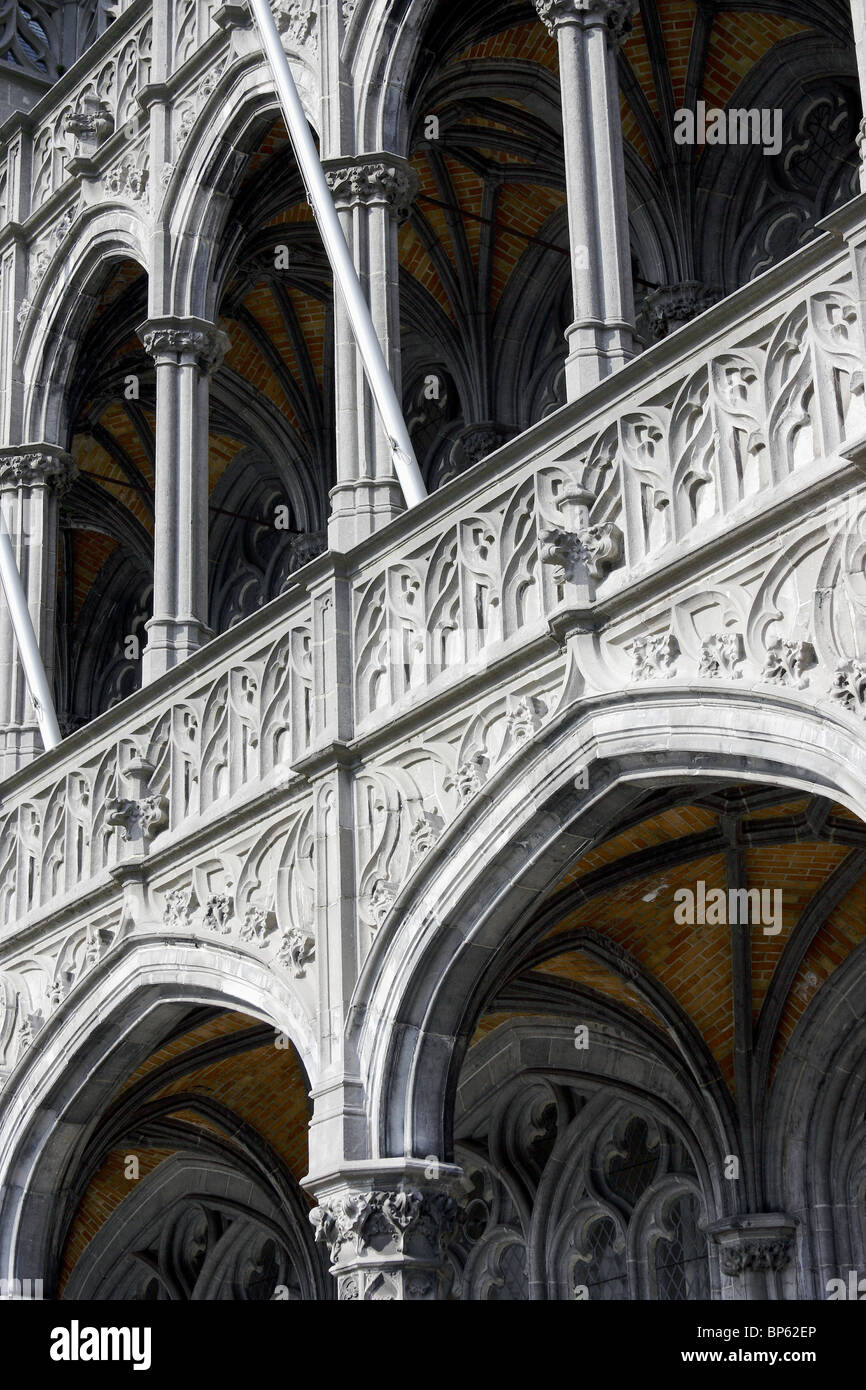 Facciata del palazzo provinciale House, la piazza del mercato di Bruges, Belgio Foto Stock