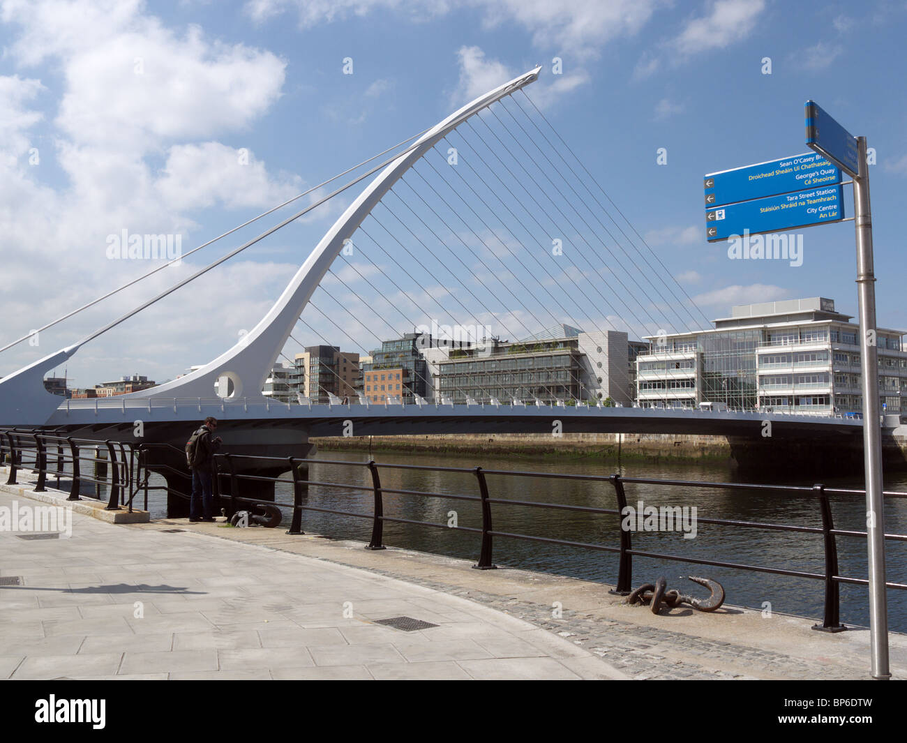 Samuel Beckett Ponte sul Dock di Spencer e si affaccia sul fiume Liffey Dublino Irlanda Foto Stock