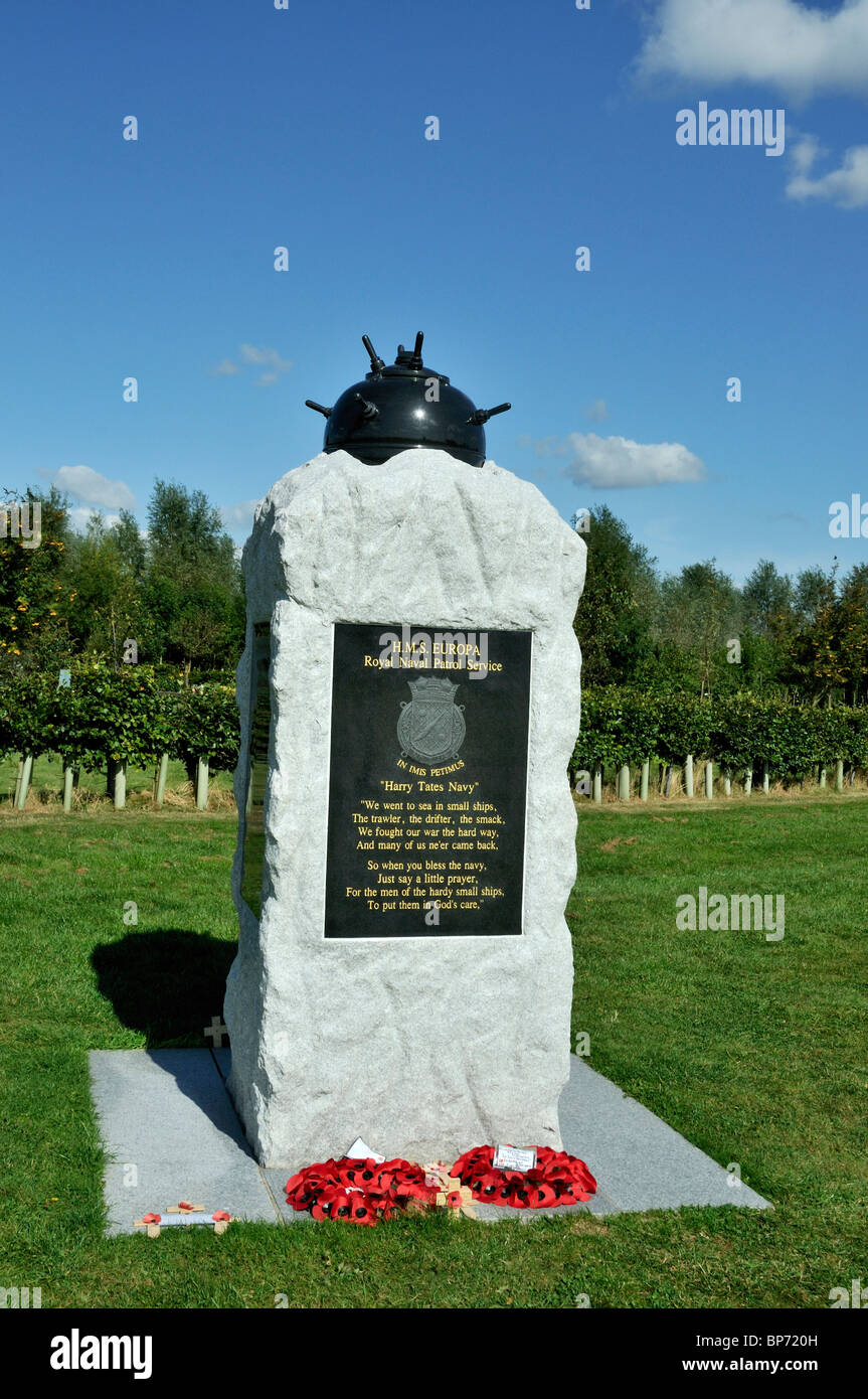 Il memoriale della Royal Naval Patrol il servizio presso il National Memorial Arboretum Alrewas, Staffordshire Foto Stock