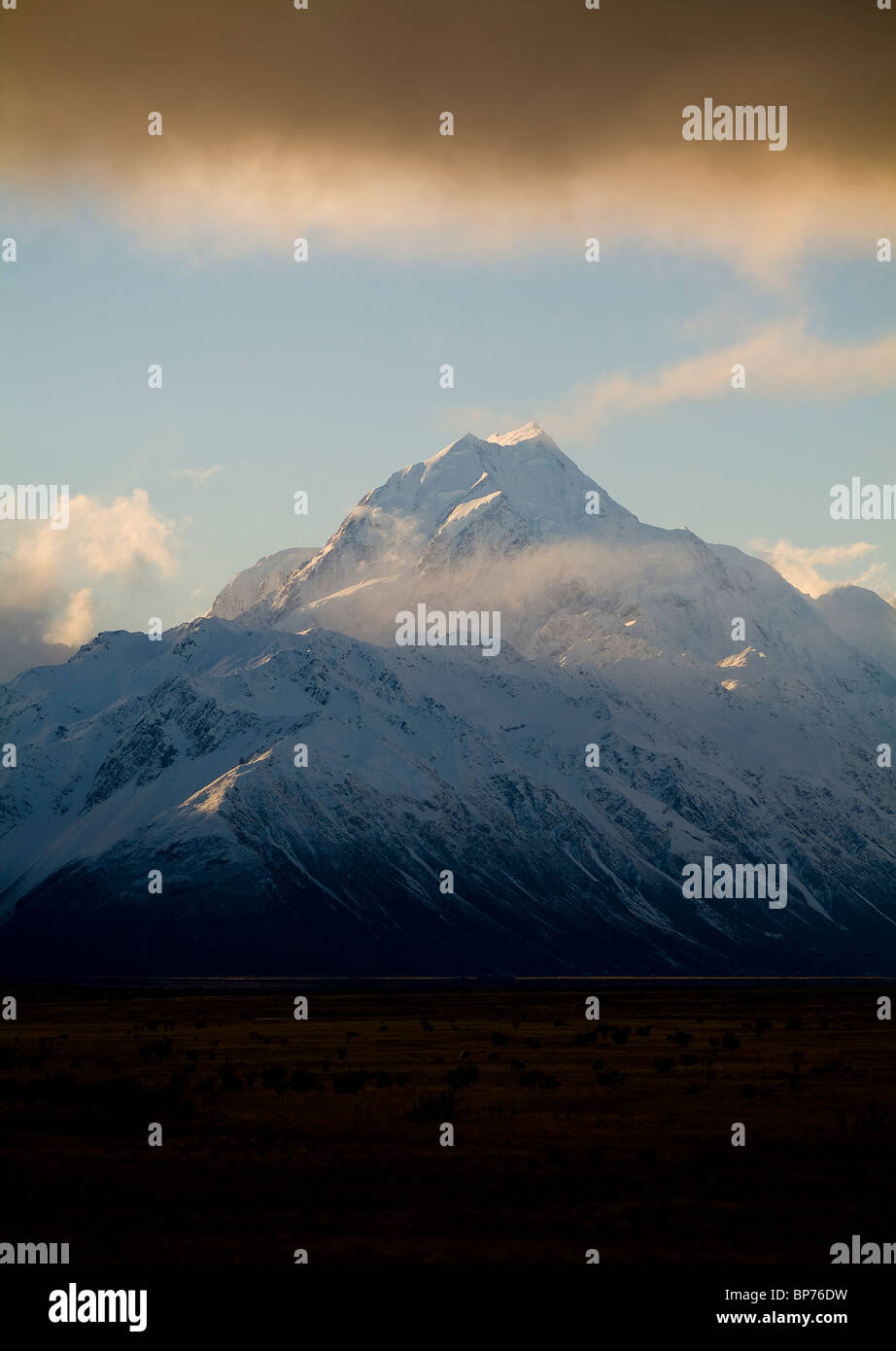 Aoraki / Mt Cook National Park, Nuova Zelanda. Il picco più alto in Australasia è Mt Cook, a 3755m. Foto Stock