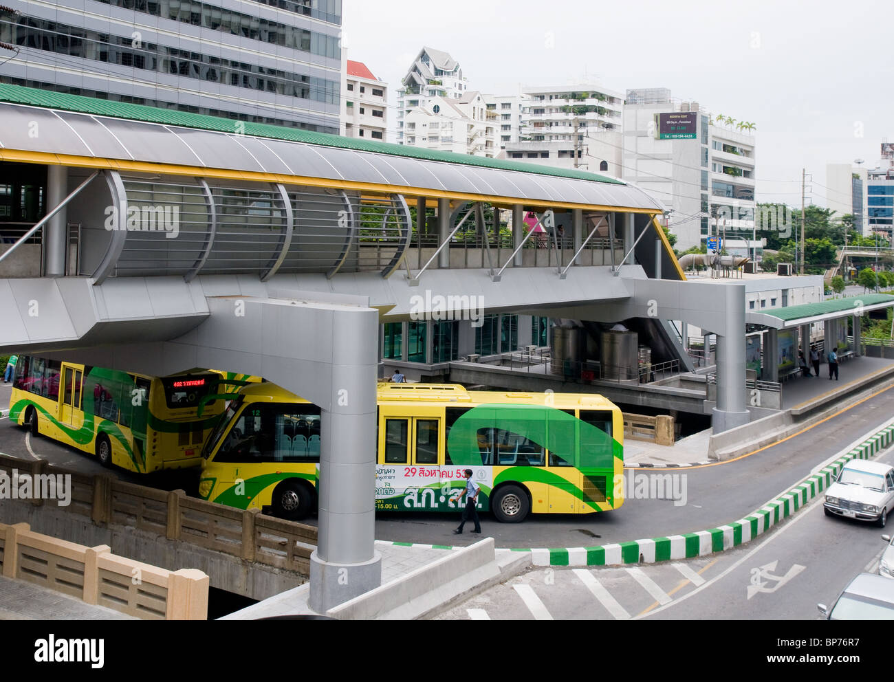 Il BRT, Bus Rapid Transit, sistema di bus a Bangkok Foto Stock