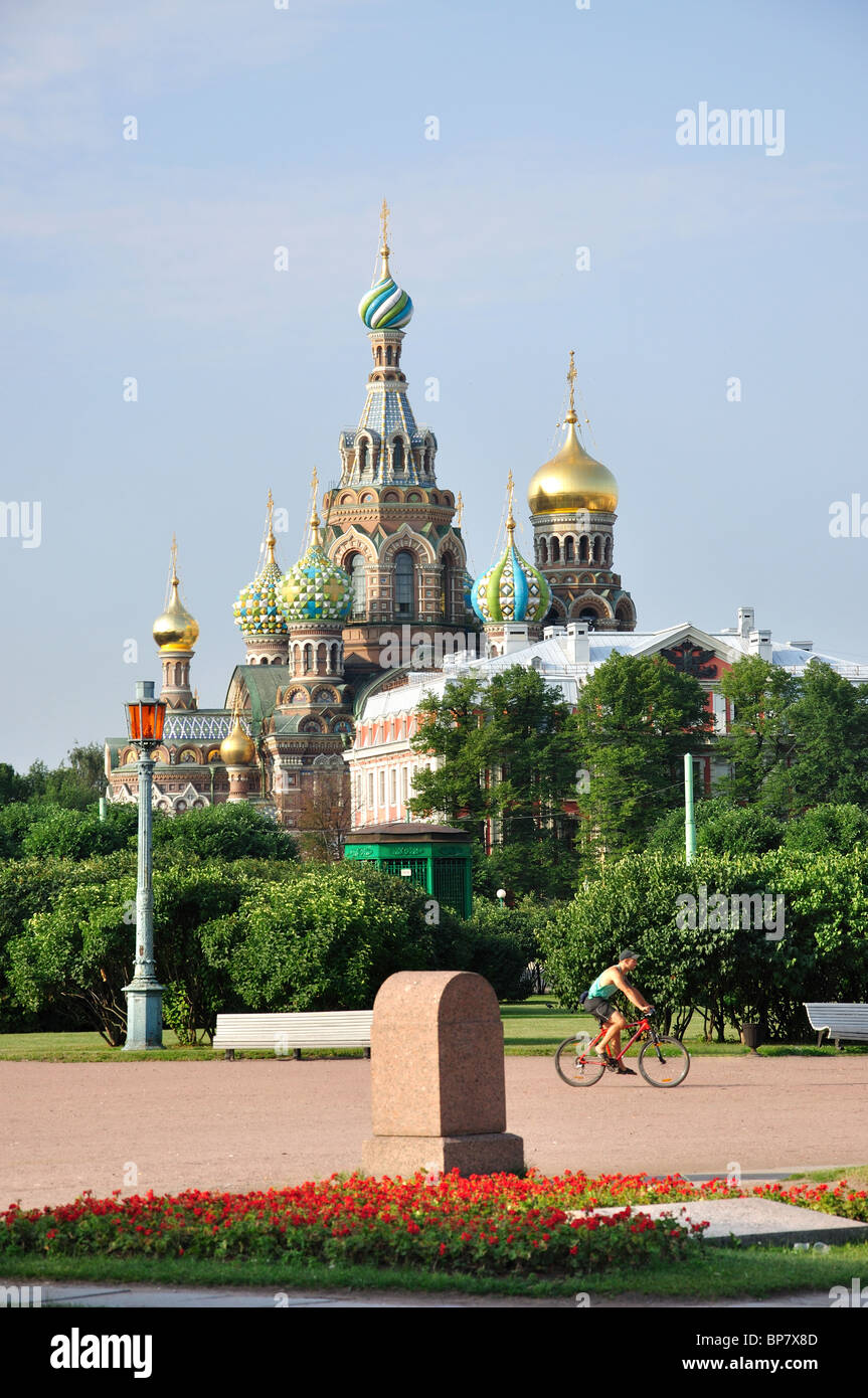 La Chiesa del Salvatore sul Sangue versato dal Campo di Marte, San Pietroburgo, regione nord-occidentale, la Russia Foto Stock