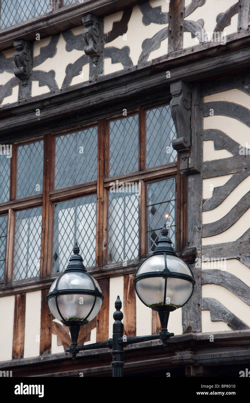 Edificio Tudor dettaglio in Stafford, Inghilterra Foto Stock