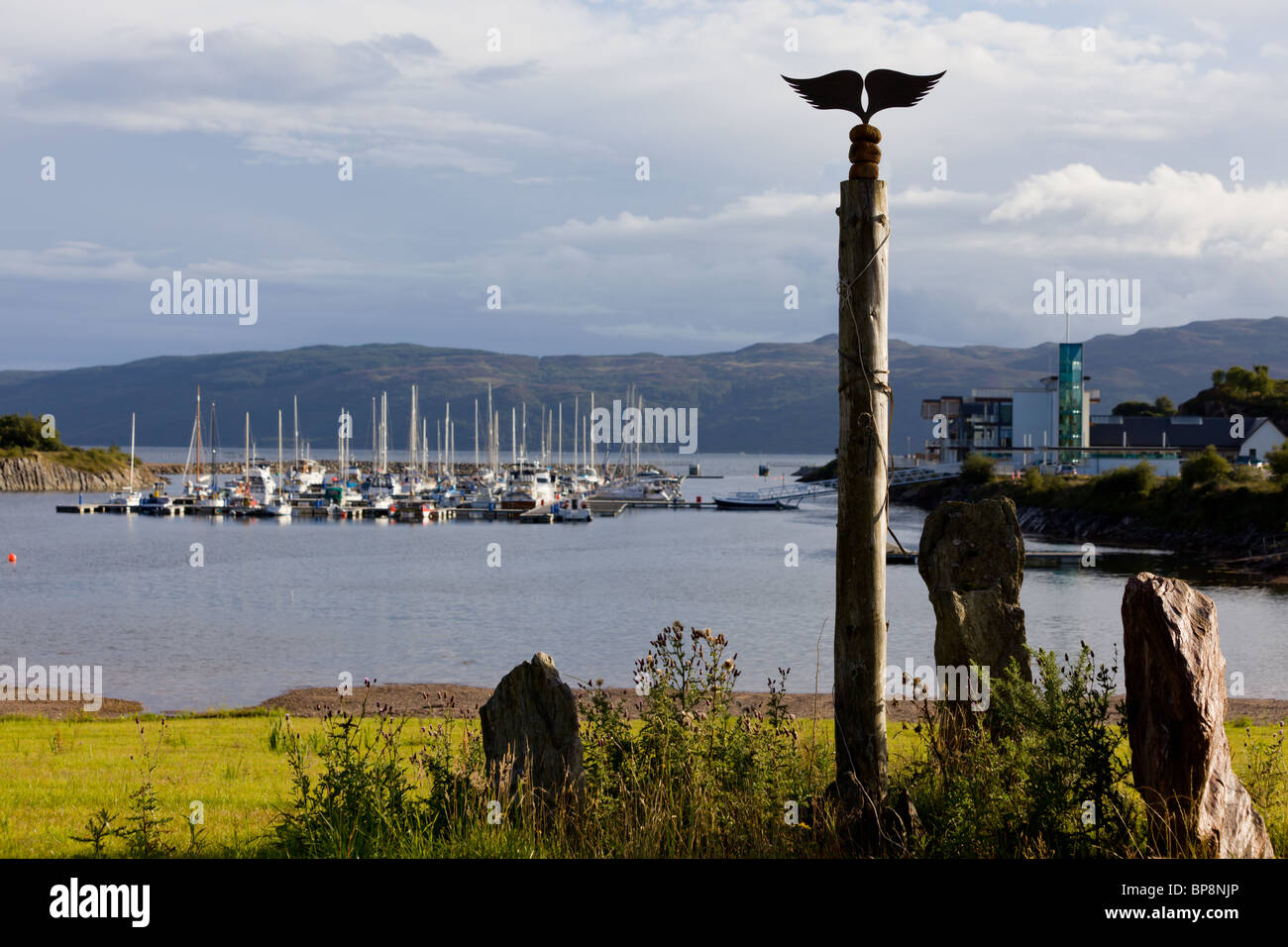 Barche a vela ormeggiata presso la marina a Portavadie, Argyll, Scozia Foto Stock