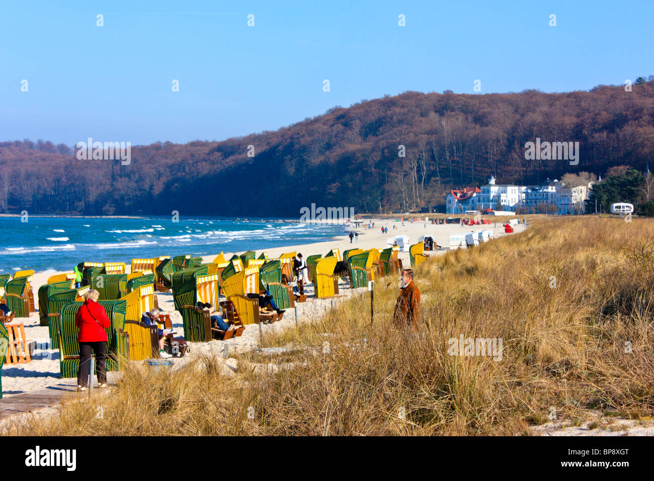 Spiaggia sabbiosa a la costa del Mar Baltico, Binz, Ruegen, Germania Foto Stock