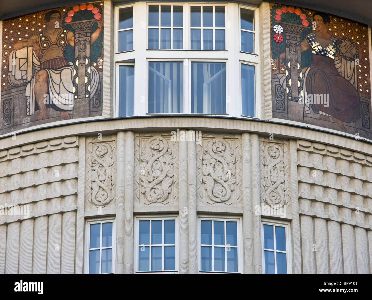 Facciata in Art Nouveau, della ex Banca moravo Wenceslas Square Praga Repubblica Ceca Europa orientale Foto Stock