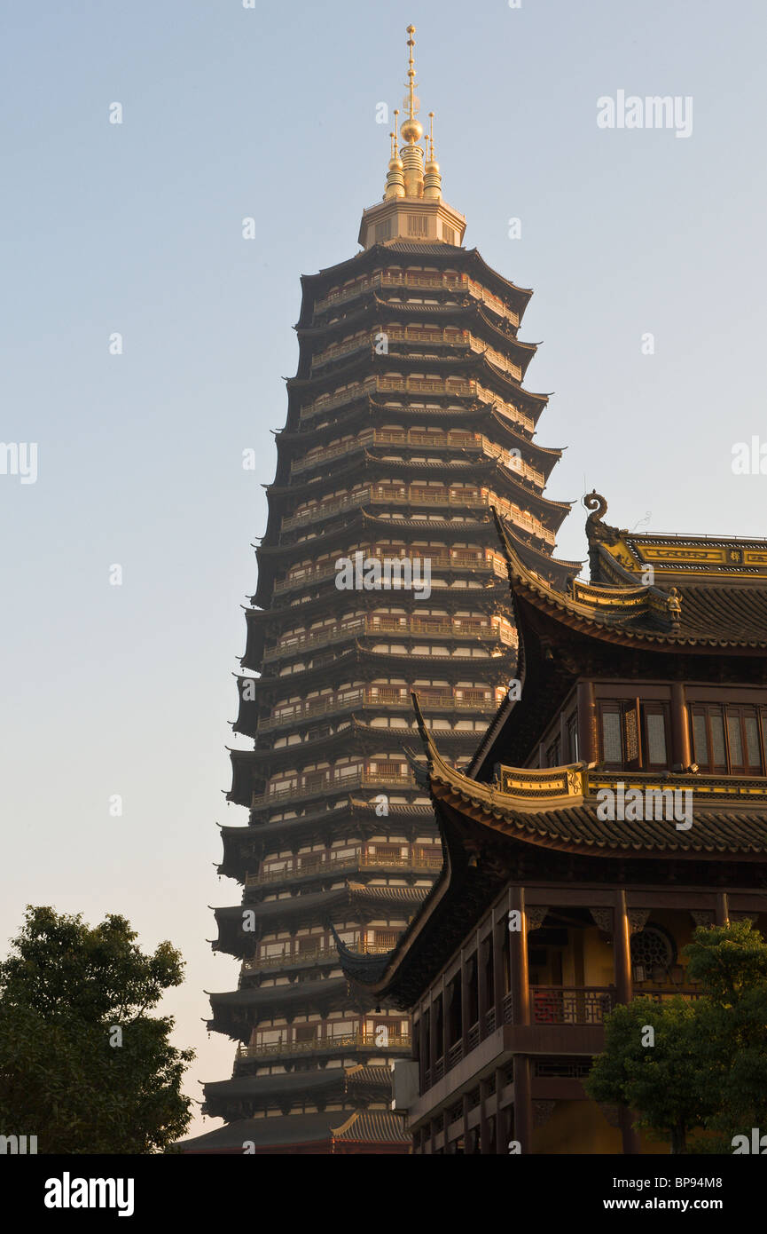 Cina, Changzhou. Pagoda del Tempio Tianning, provincia di Jiangsu. Foto Stock