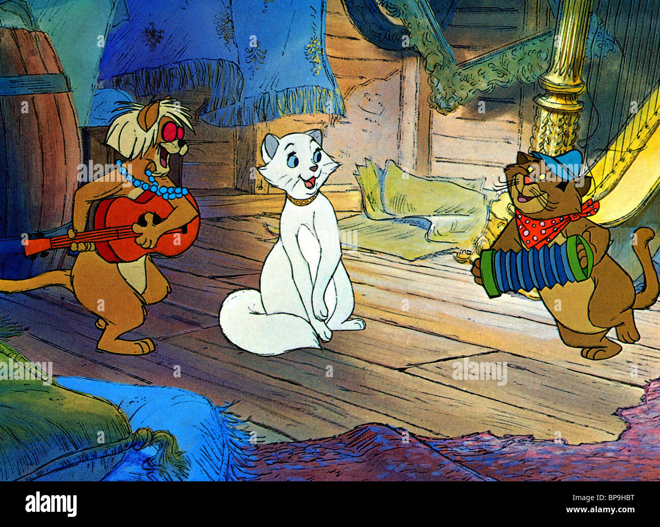La Duchessa Italiano Cat Inglese Cat Il Aristocats 1970 Foto Stock Alamy