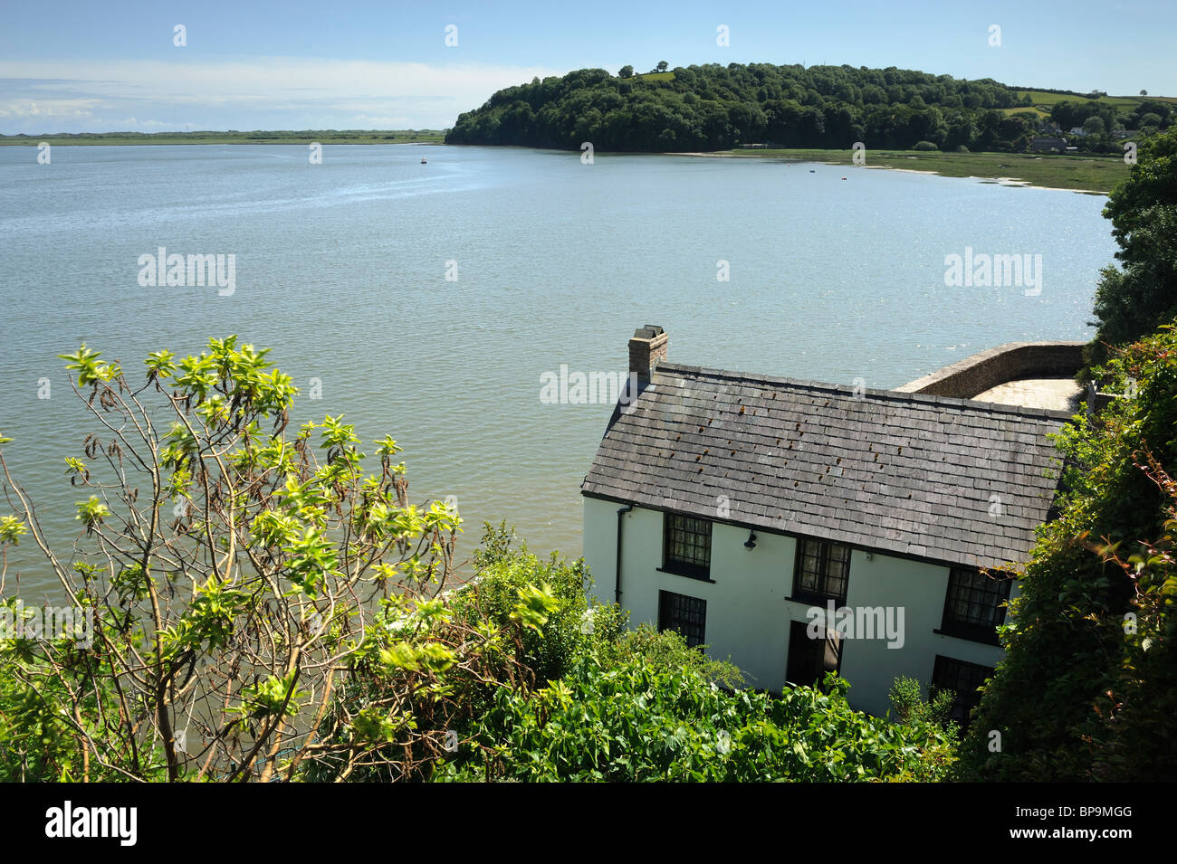 Dylan Thomas' Boathouse nella graziosa cittadina gallese di Laugharne, Carmarthenshire. Foto Stock