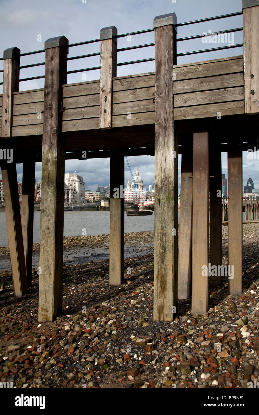 St Pauls e del Tamigi Oxo Tower Jetty, Londra. Foto Stock