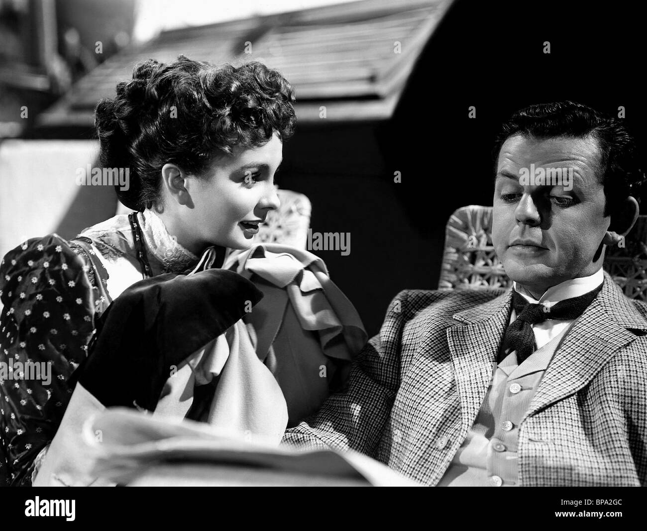 JEAN SIMMONS, David Tomlinson, così a lungo in fiera, 1950 Foto Stock