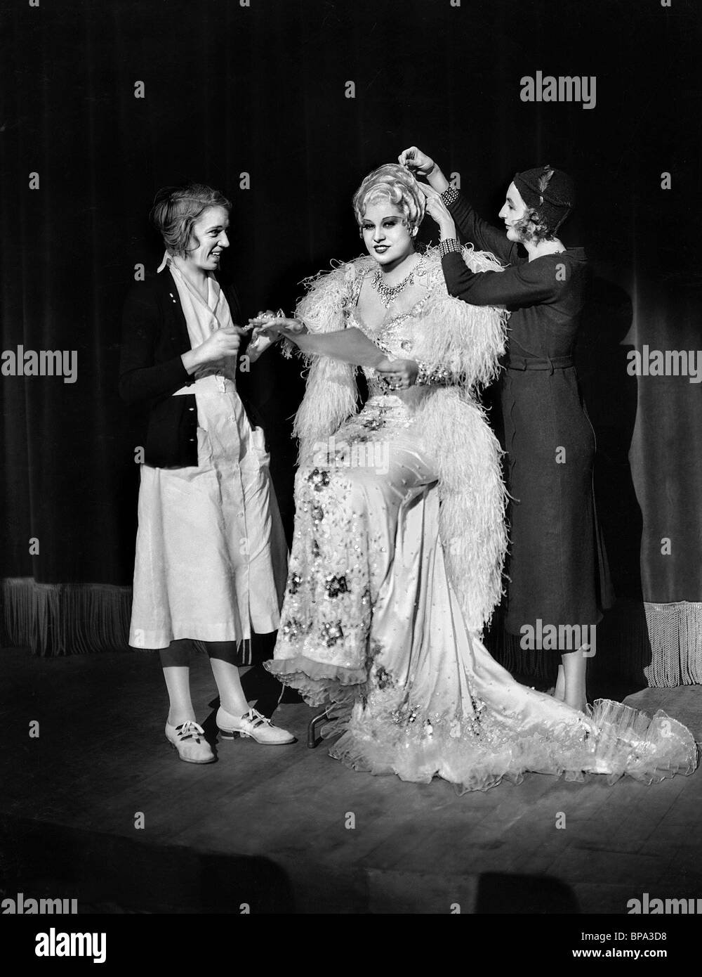 MAE WEST Fatto Lui ha sbagliato (1933) Foto Stock