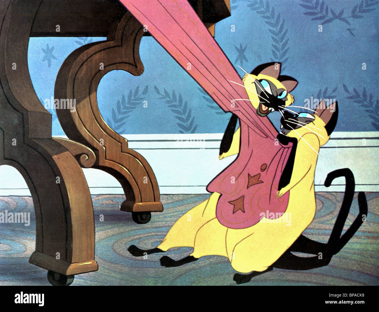 Gatti Siamesi Lady E Il Barbone 1955 Foto Immagine Stock