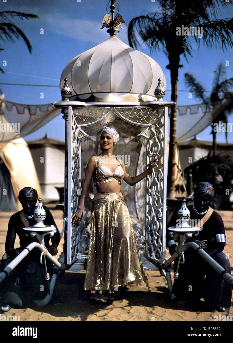 MARIA MONTEZ Arabian Nights (1942) Foto Stock