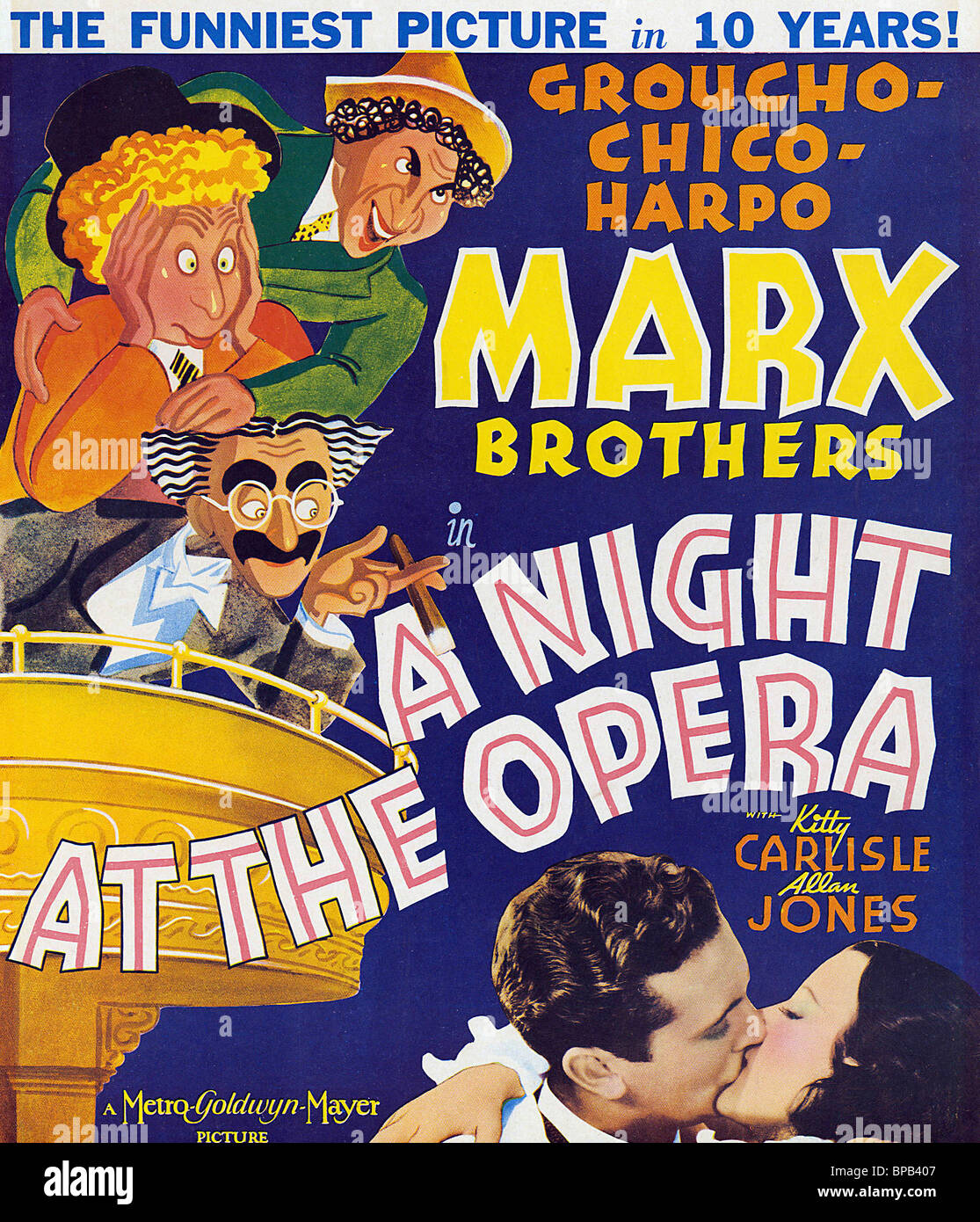 Una notte all'opera poster per 1935 MGM film con i fratelli Marx Foto stock  - Alamy