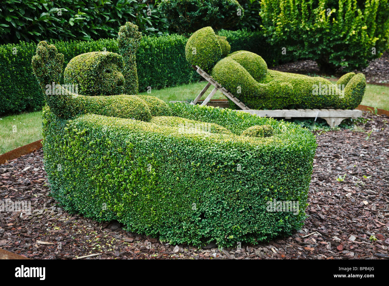 Topiaria da presso il Parc des Topiares, Durbuy, la Vallonia, Belgio. Foto Stock