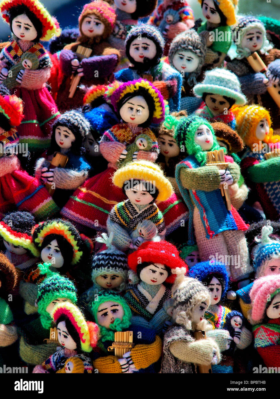 Bambole in una città di mercato a Lima in Perù Foto Stock