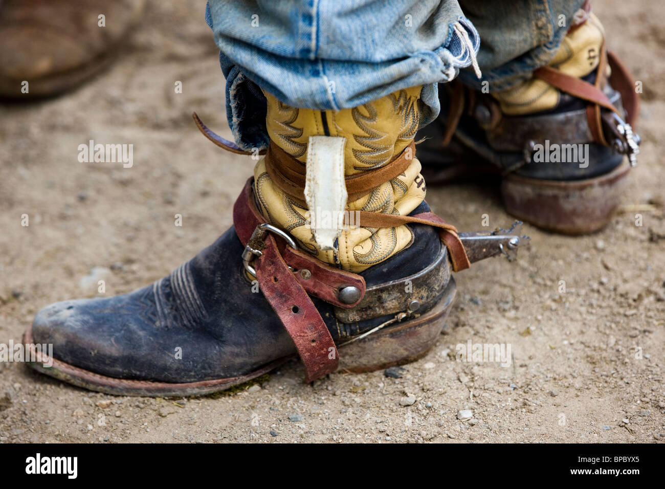 Close-up di cowboy's stivali e speroni, Chaffee County Fair & Rodeo Foto Stock