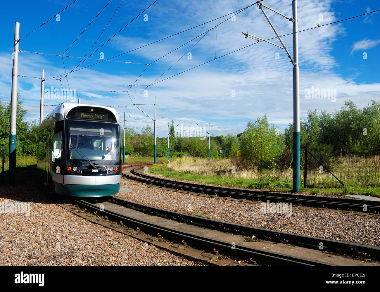 Nottingham express transito sull'approccio curvo di Wilkinson street England Regno Unito Foto Stock