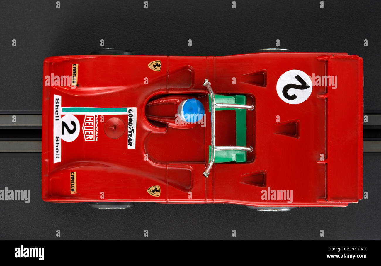 Slot racing car sulla via da anni ottanta ragazzi storico giocattolo fabbricato da polistil Foto Stock