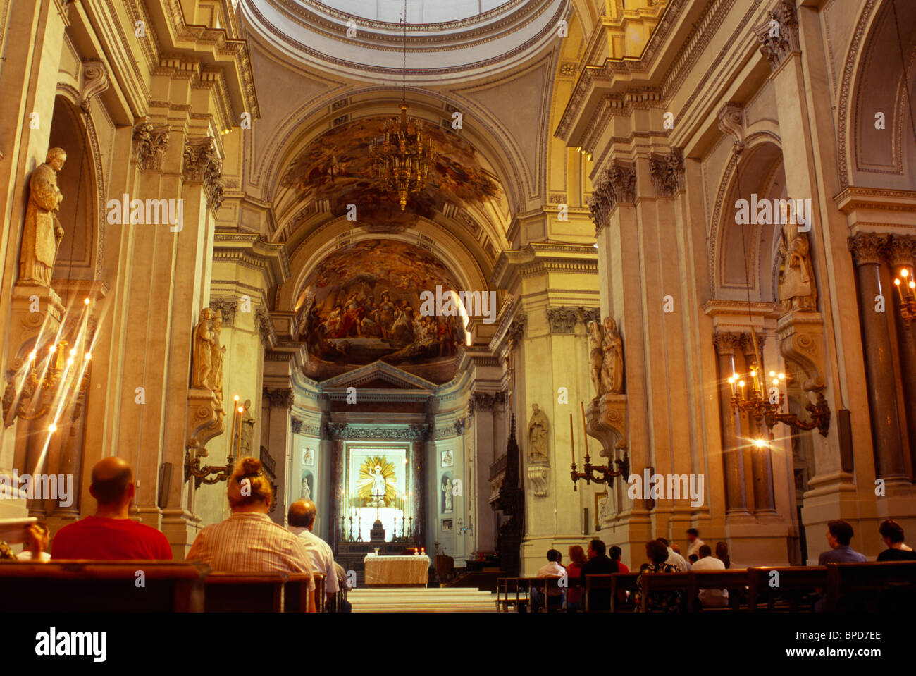 Palermo Sicilia Italia Servizio Domenicale a Palermo Cattedrale di Santa Maria Assunta (Santa Maria Assunta) Foto Stock