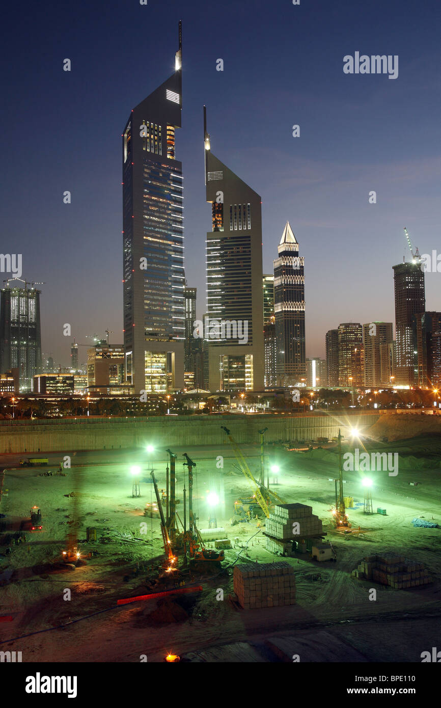 La città di sera, Dubai, Emirati Arabi Uniti Foto Stock