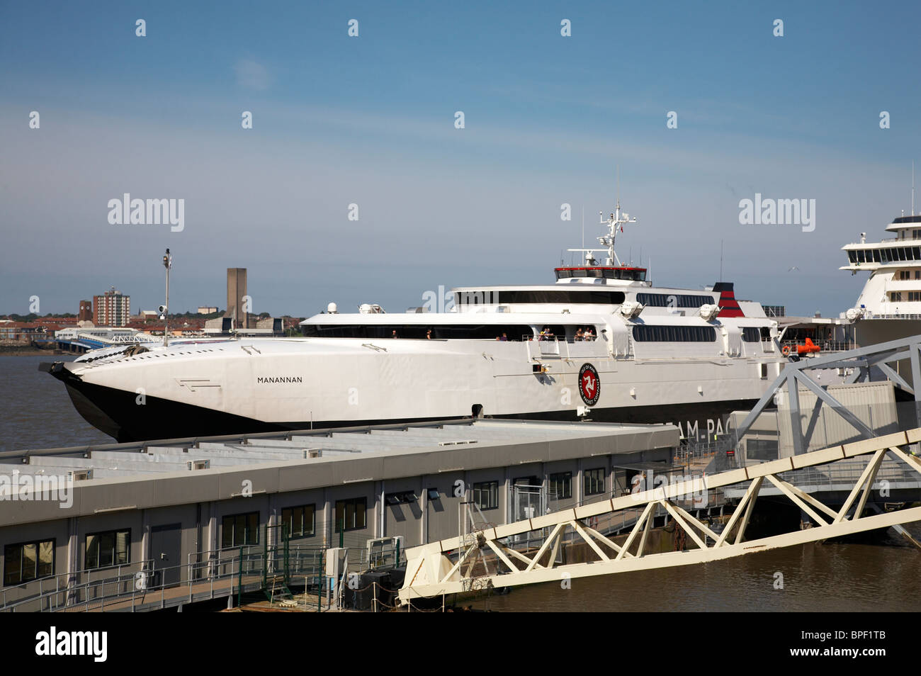 HSC Mananan sul fiume Mersey e è il traghetto tra Liverpool e l'Isola di Man Foto Stock