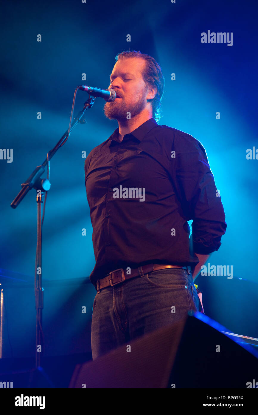 John Grant effettuando al Green Man festival 2010, Glanusk Park, Brecon Beacons, Galles Foto Stock