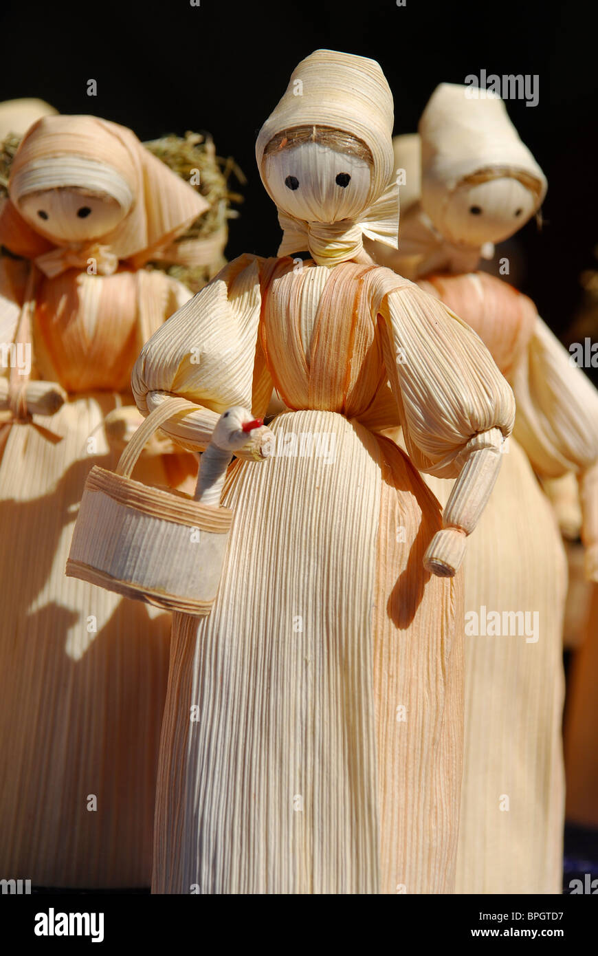 Corn dolls immagini e fotografie stock ad alta risoluzione - Alamy
