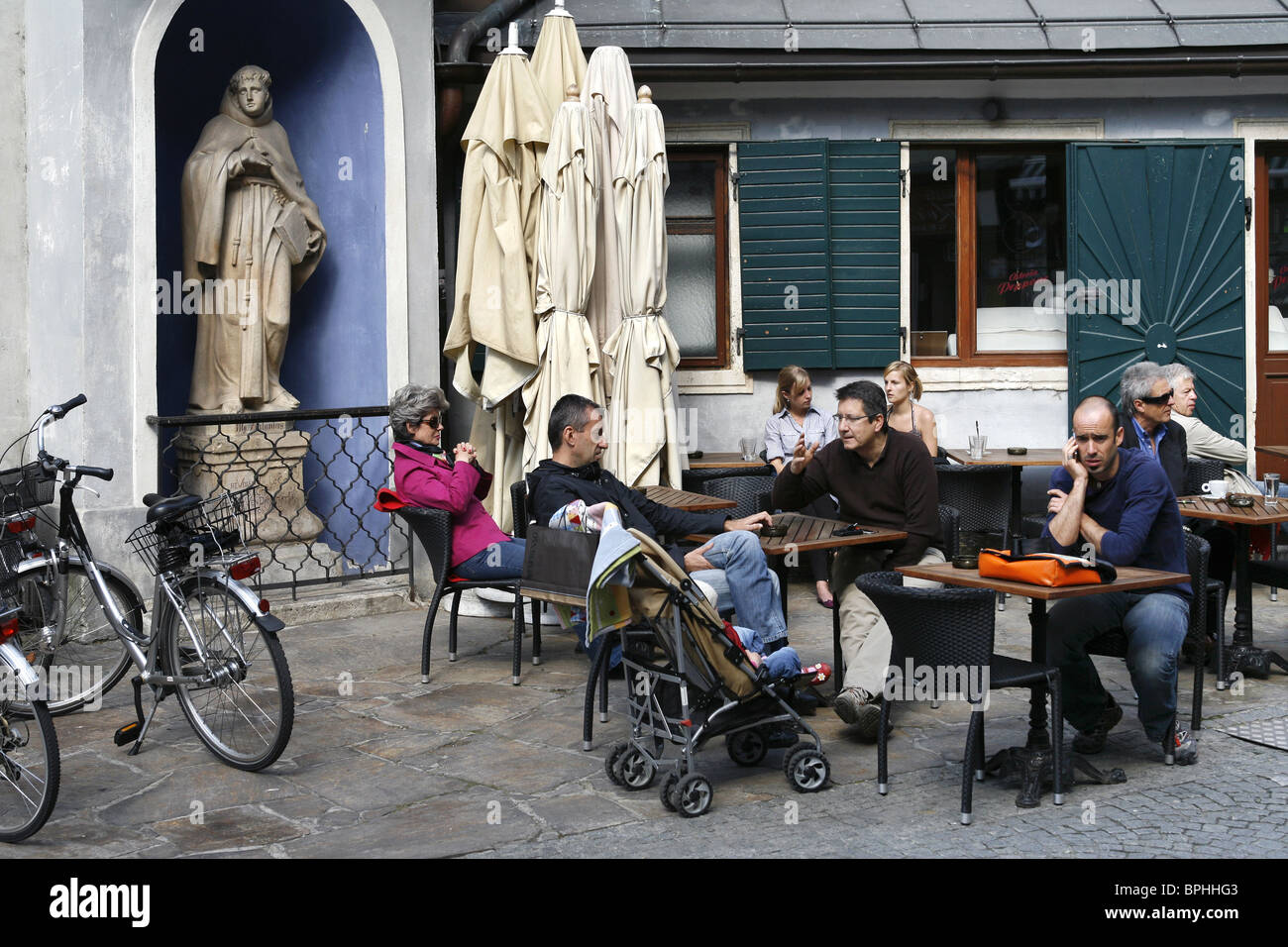 Street Cafe Franziskanerviertel, Graz, Stiria, Austria Foto Stock