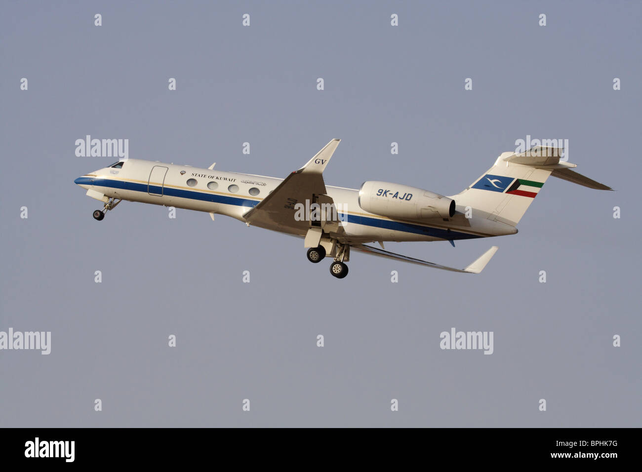 Governo del Kuwait Gulfstream V business jet, utilizzato in un funzionario trasporto VIP ruolo, mostrato in fase di decollo Foto Stock