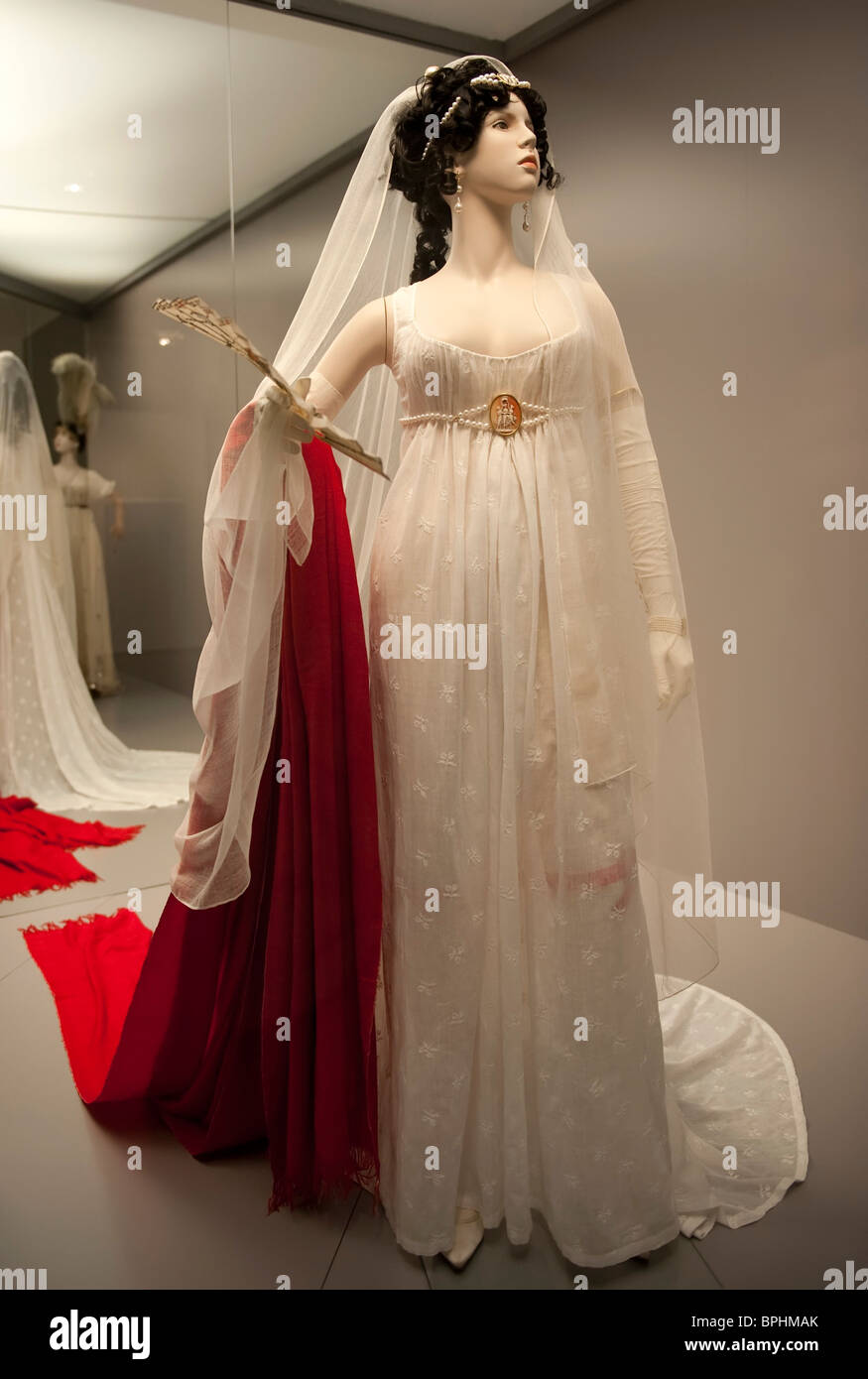 Fantoccio indossando epoca napoleonica abito a 'Napoleone e l'impero della moda' mostra la Triennale di Milano Foto Stock