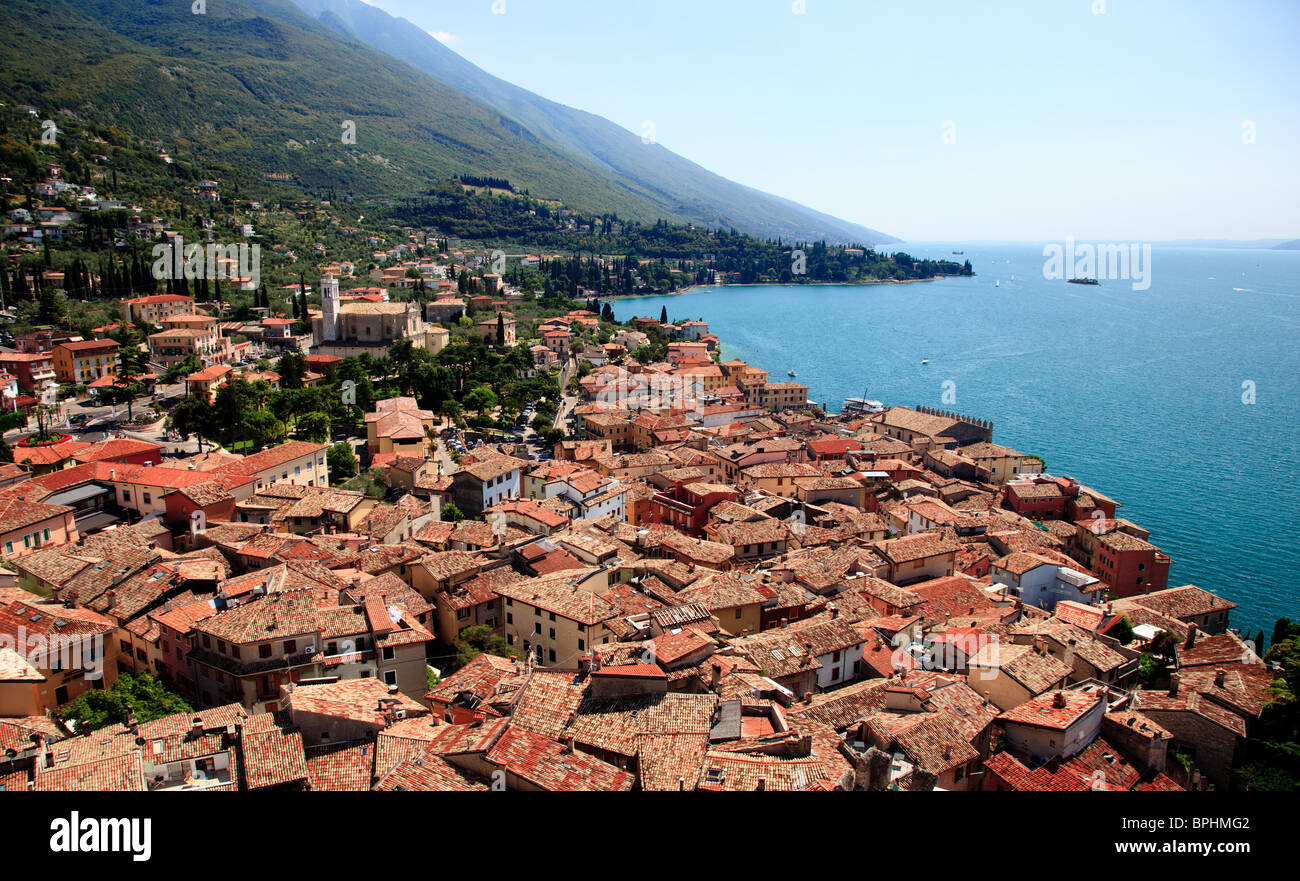 Vista del lago di Garda comune di Malcesine, Lago di Garda, Italia Foto Stock