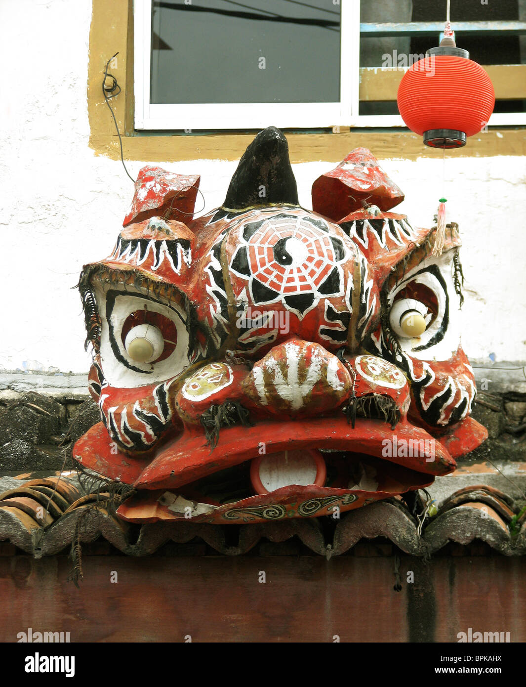 Maschera cinese oltre la porta della Malaysia Foto Stock
