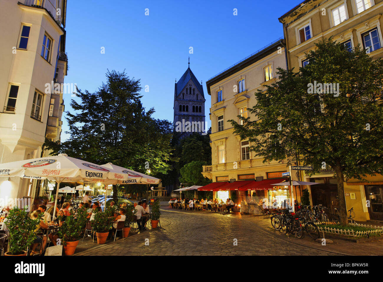 Estate in città a Sant'Anna square, Lehel Monaco di Baviera, Baviera, Baviera, Germania Foto Stock