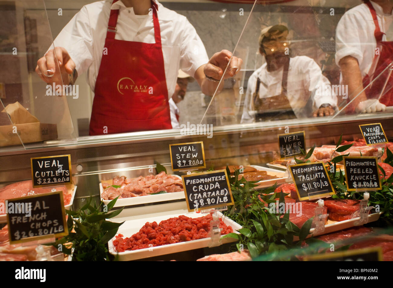 Macelleria macellerie vendono la carne dalla Regione Piemonte a Eataly , il mercato italiano in New York Foto Stock
